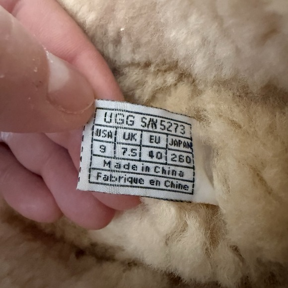 UGG women's 9 Ultimate Cuff BOOTS Chestnut Brown Tall Shearling Lined  5273 - Picture 2 of 16